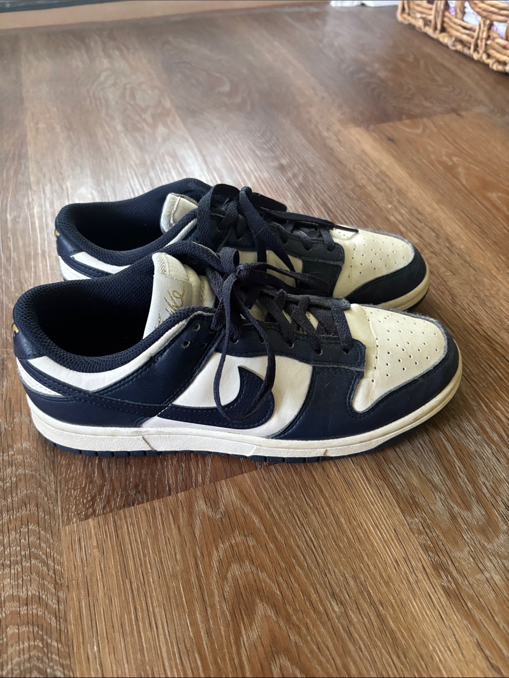 Nike Low-Top Sneakers in Navy and Cream